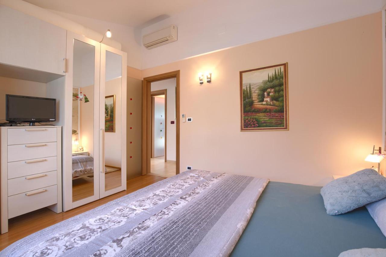 Apartament Tomisha Pjescana Uvala Zewnętrze zdjęcie
